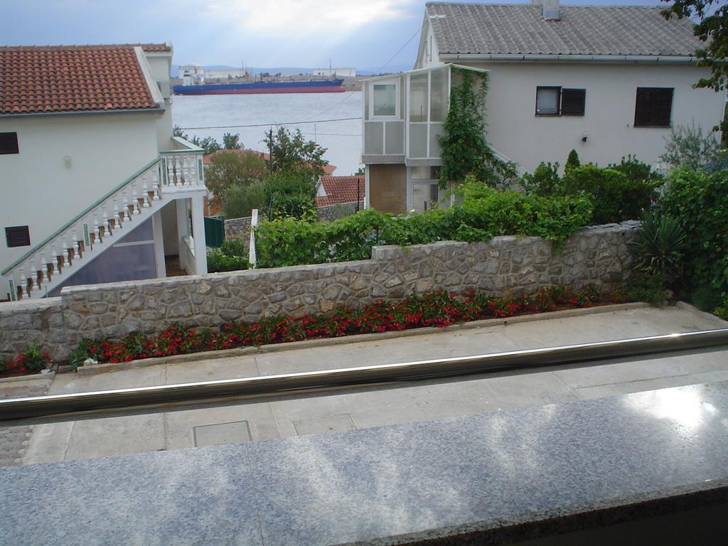 Apartman Kondic Omišalj Szoba fotó