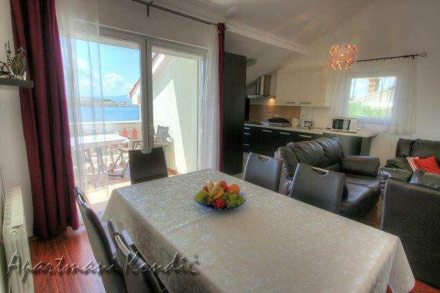 Apartman Kondic Omišalj Kültér fotó